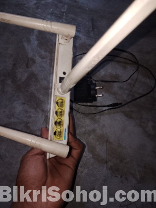 Tenda router